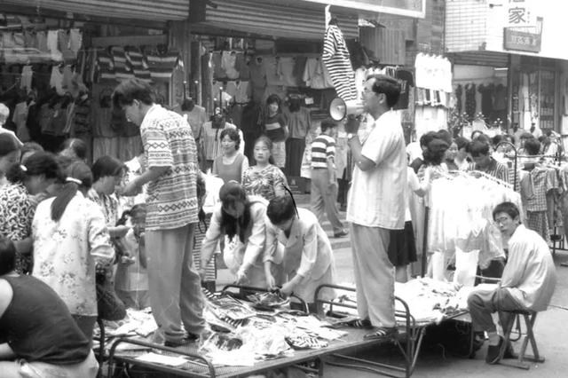 福州首富陈凯的不归路:私人保镖不离身,请客只喝30年以上的茅台