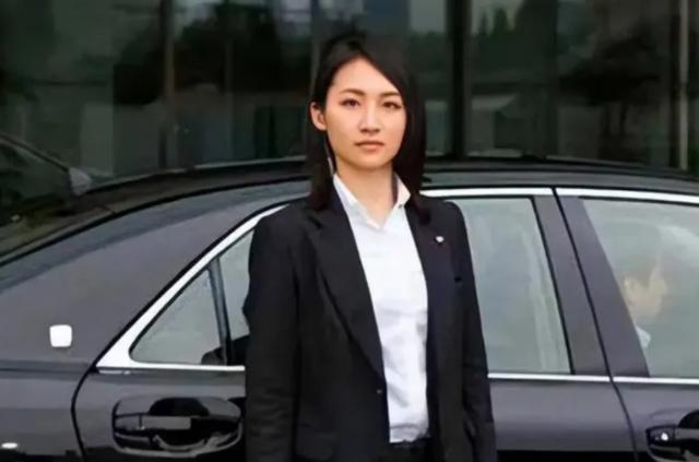 “日本第一女保镖”曾保护两任首相，安倍遇刺时，她在现场吗？
